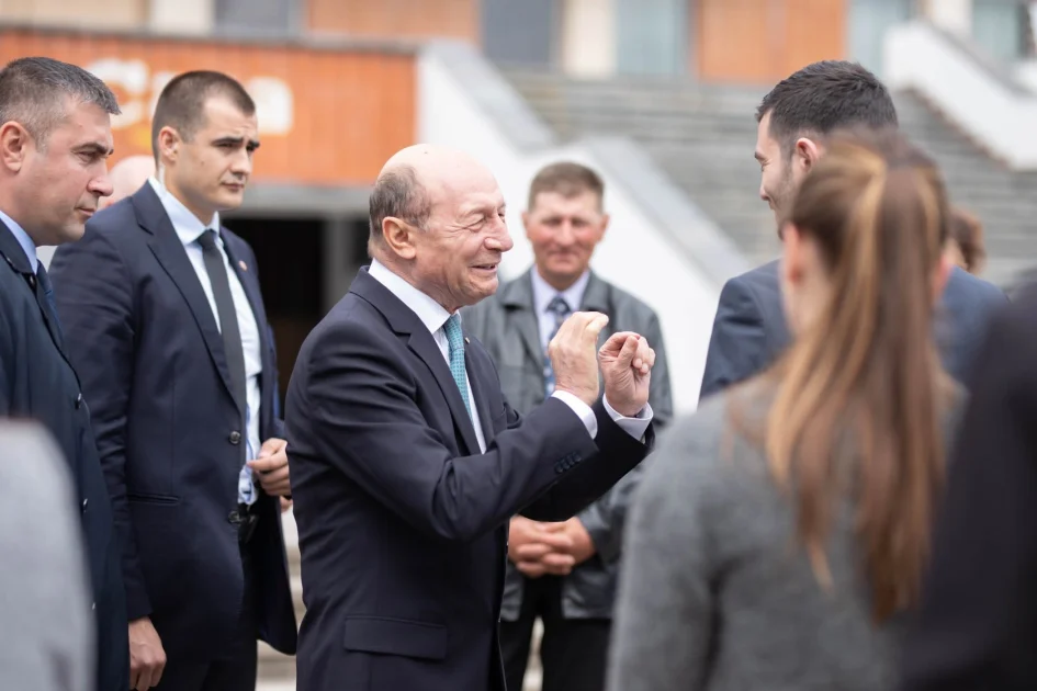 Traian Băsescu, despre votul PNL pe Legea Integrității: „Bolojan şi liberalii au procedat corect”, dar amendamentul PSD e „incorect”