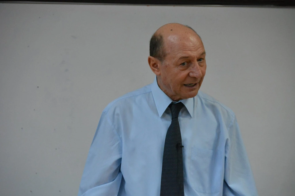 Băsescu îl critică pe Radu Miruță după incidentul cu drona din zona Neptun Alpha: „Să nu se mai bage”