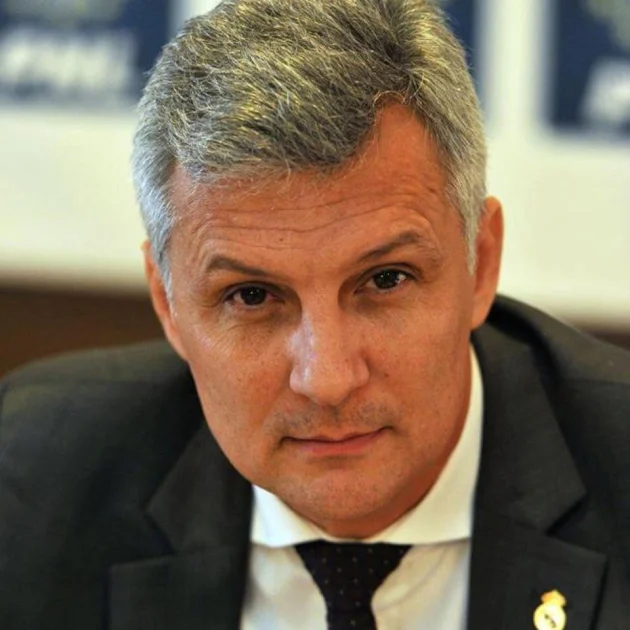 Daniel Zamfir vorbește despre o „înțelegere” PNL–AUR pentru anticipate. Replica PNL: „nu există niciun fel de înțelegere”