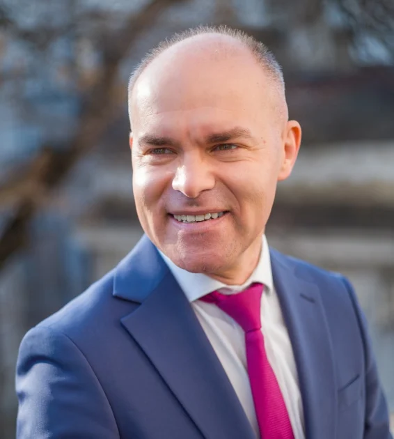 Daniel Funeriu, despre AI: „În Europa nu sunt țări la care să mă uit și să spun «trebuie să facem așa!» M-aș uita în Asia”