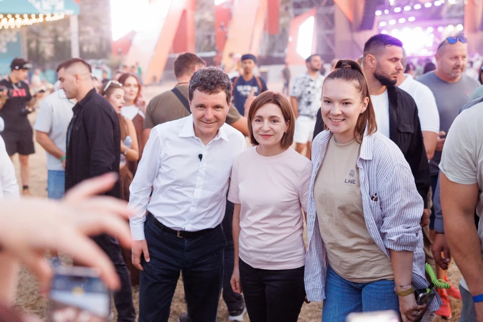 Maia Sandu i-a invitat pe Nicușor Dan și Volodimir Zelenski la manifestările de 35 de ani de independență, la Chișinău