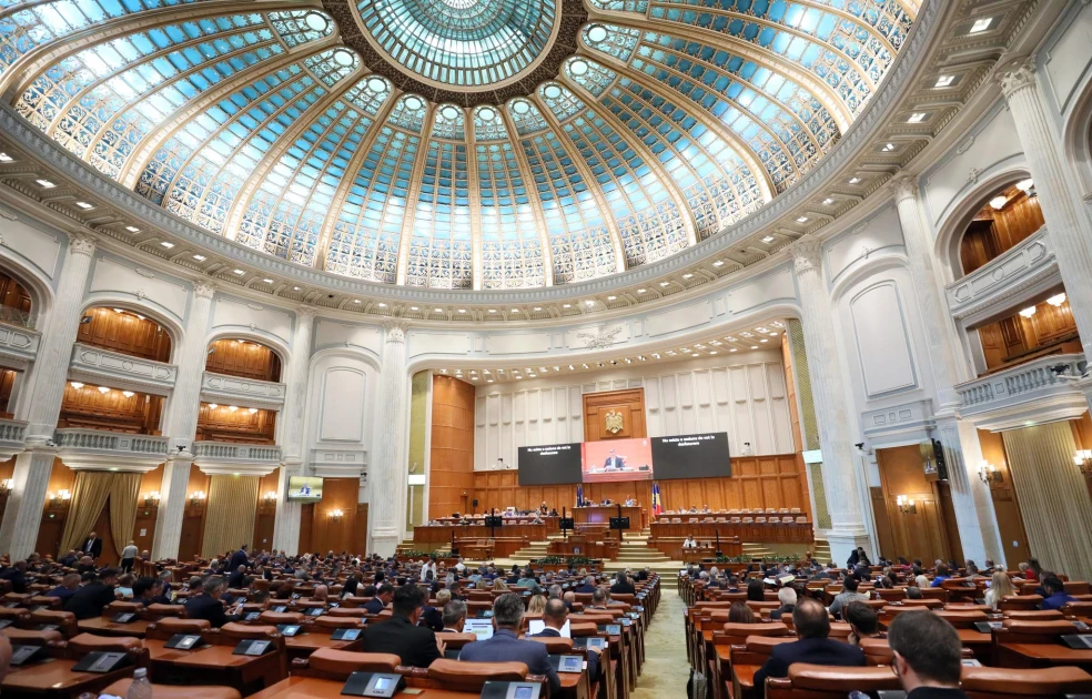 Bilanțul proiectelor de lege din 2025: câte au ajuns la promulgare și ce rămâne pe lista Parlamentului