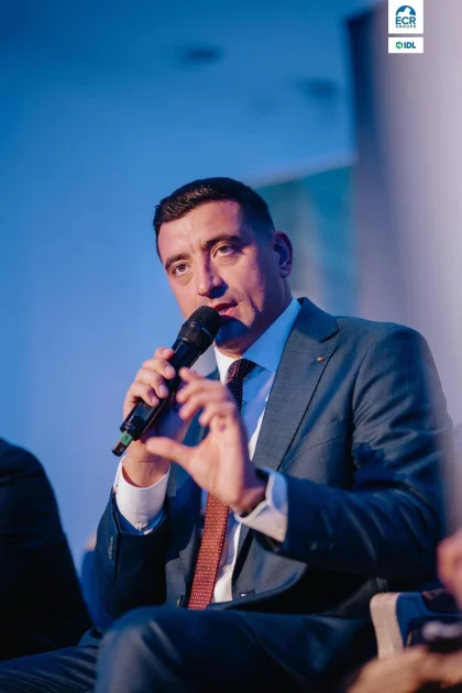 George Simion, reacție după sesizarea lui Nicușor Dan la CCR pe legea ANI: „Se vede și de pe Lună ceea ce vedem noi?”