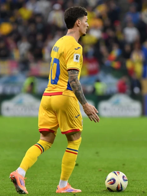 Dennis Man, pe lista Atalantei: ce scrie Di Marzio și cât de greu îl lasă PSV să plece