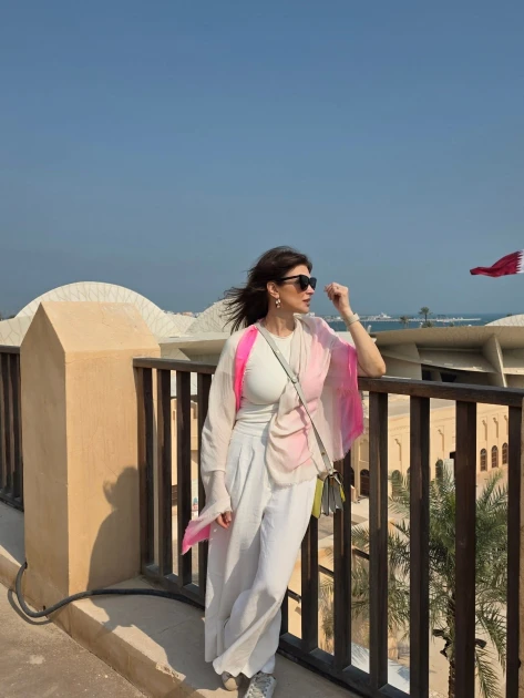 Monica Bîrlădeanu, la Beach, Please!: ce a observat în mijlocul adolescenților și gluma despre corsetul „nepurtat”