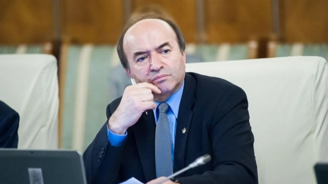 Tudorel Toader, despre decizia CCR privind declarațiile de avere: „nu sunt interzise, chiar sunt obligatorii”. Cine e indicat ca autor al amendamentului