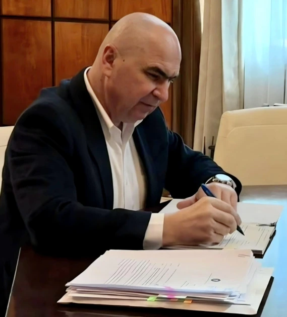 Bolojan pune frână deblocării posturilor în Sănătate: „Am cerut o analiză până săptămâna viitoare”. Spitale cu salarii de 90% din buget