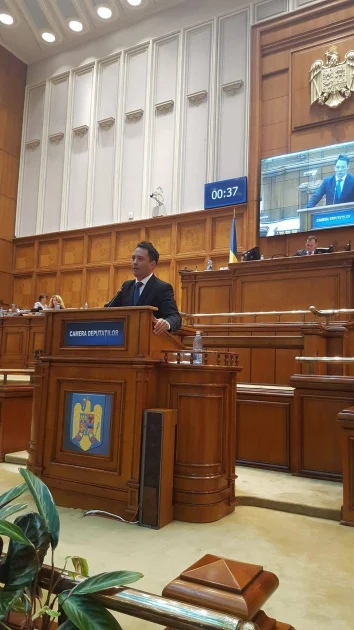 Csoma Botond (UDMR), despre desemnarea lui Adrian Veștea: „Ne-a luat prin surprindere. Nu a fost informat UDMR”