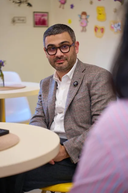 Florin Manole îl acuză pe Ilie Bolojan pe Legea salarizării: proiect trimis pe 24 aprilie și miza a 770 de milioane de euro din PNRR