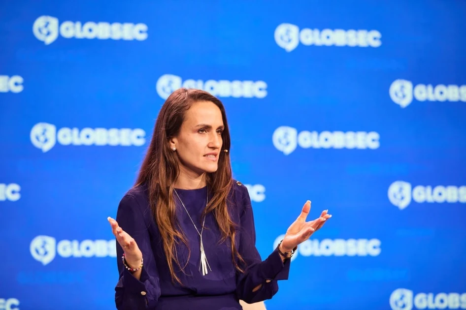 Oana Țoiu: MAE a trecut de 500.000 de servicii consulare în 2026. Programări „în prima zi lucrătoare” și acte pe loc
