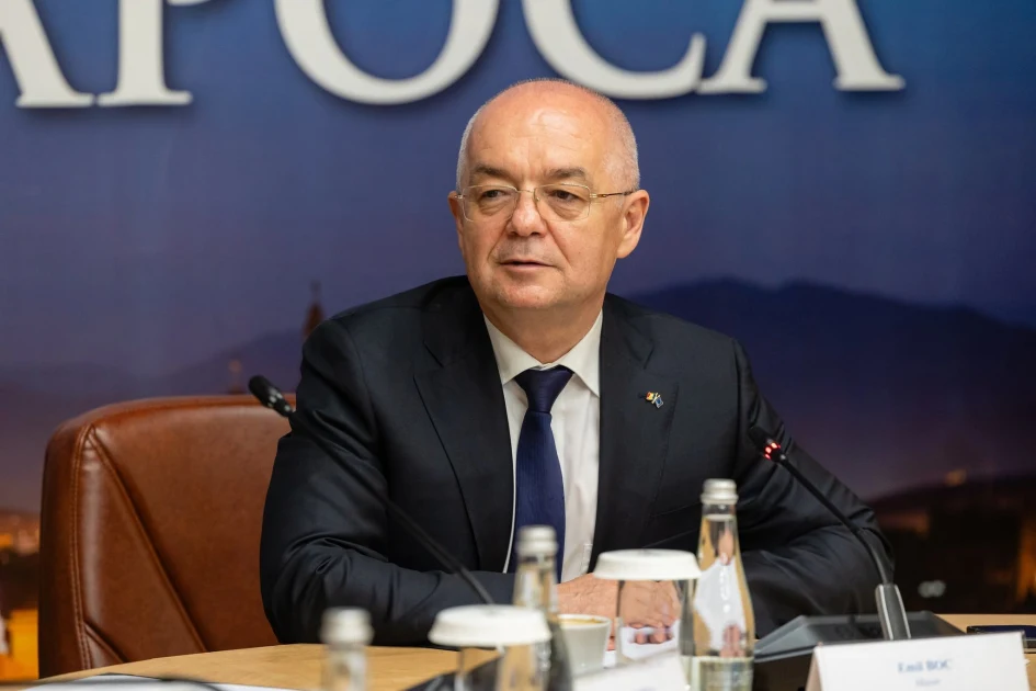 Emil Boc, după atacul asupra ambulanței din Recea Cristur (Cluj): „Trebuie luate măsuri urgente”