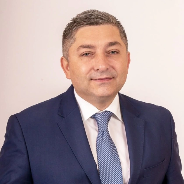 Alin Tișe acuză incoerență în PNL, pe tema guvernului: „Unde se termină logica şi unde începe absurdul? Ţara are nevoie de guvern”