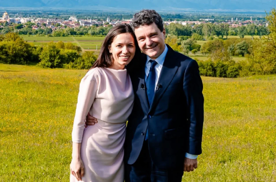 Nicușor Dan, însoțit de Mirabela Grădinaru la recepția și dineul oficial găzduite de Recep Tayyip Erdoğan, la Ankara