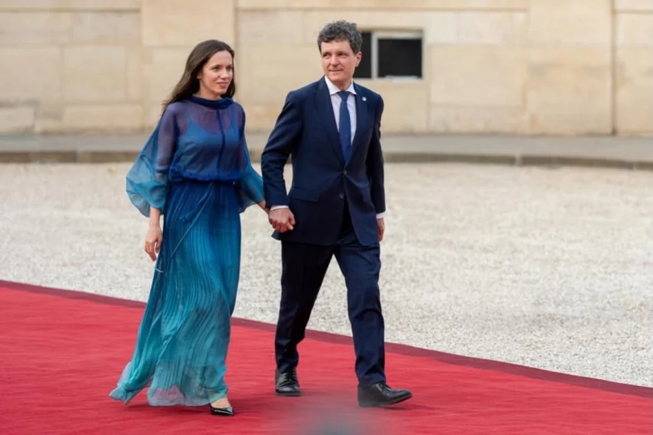 Nicușor Dan a publicat declarațiile de avere și de interese ale Mirabelei Grădinaru: bunuri, venituri și datorii