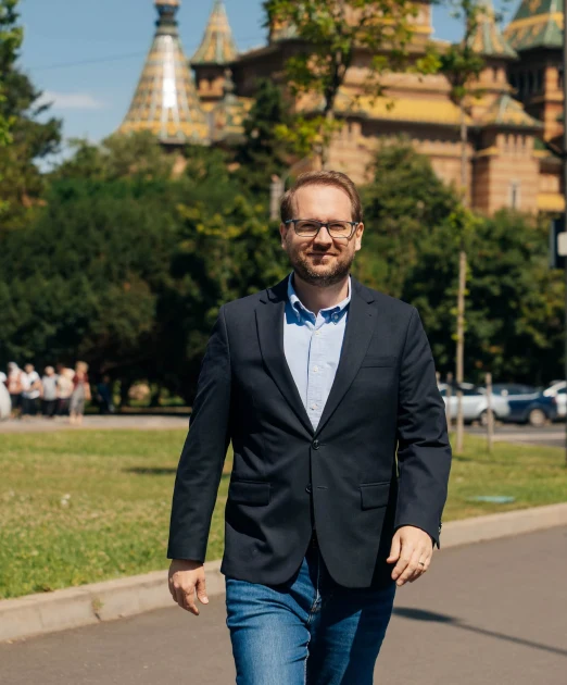 Dominic Fritz, după votul pe legea ANI: PSD, PNL și UDMR „votează încălcarea statului de drept” pentru banii din PNRR