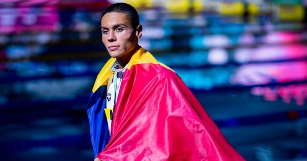 David Popovici, alături de sute de copii la lansarea Caravanei BeActive 2026: exerciții din pregătirea sa