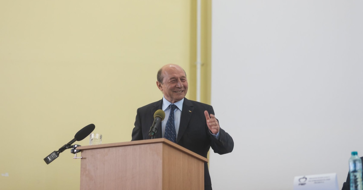 Traian Băsescu, despre „premierul surogat”: protocolul alianței și un candidat PNL „altul decât Bolojan”