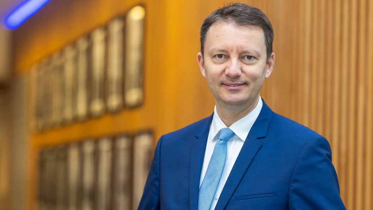 Guvernul Mureșan, respins cu 182 de voturi pentru. Nicușor Dan anunță consultări luni
