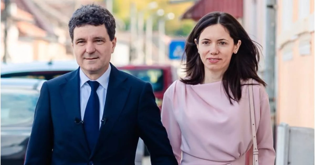 Nicușor Dan, însoțit de Mirabela Grădinaru la recepția și dineul oficial găzduite de Recep Tayyip Erdoğan, la Ankara