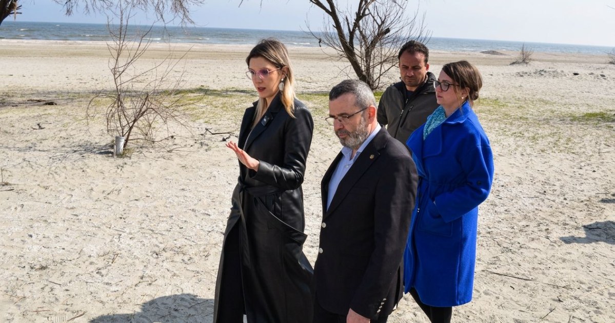 Diana Buzoianu: raport „ținut la sertar” indică peste 4.000 de construcții de pe litoral, suspectate de ilegalitate