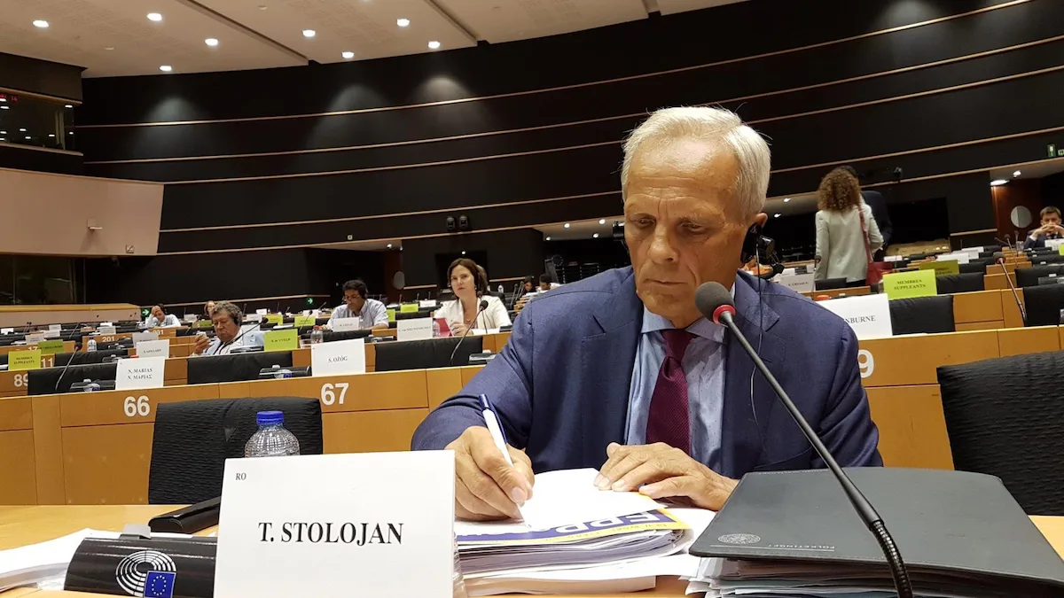 Stolojan spune că economia a crescut sub 1% în pofida investițiilor publice. Ce arată cifrele Comisiei Europene