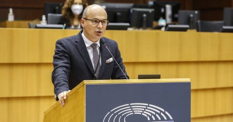 Rareș Bogdan, mesaj către Ilie Bolojan despre negocierile cu Comisia Europeană: „Știi ce puteai face, Ilie?”