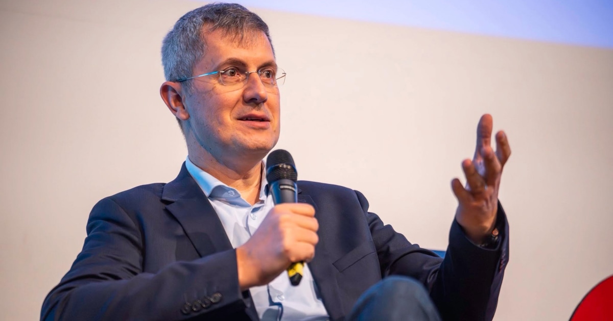 Dan Barna, după audierea la DNA în dosarul vaccinurilor: „E ca și cum cumperi 100 de tancuri și apoi ești acuzat că le-ai cumpărat”