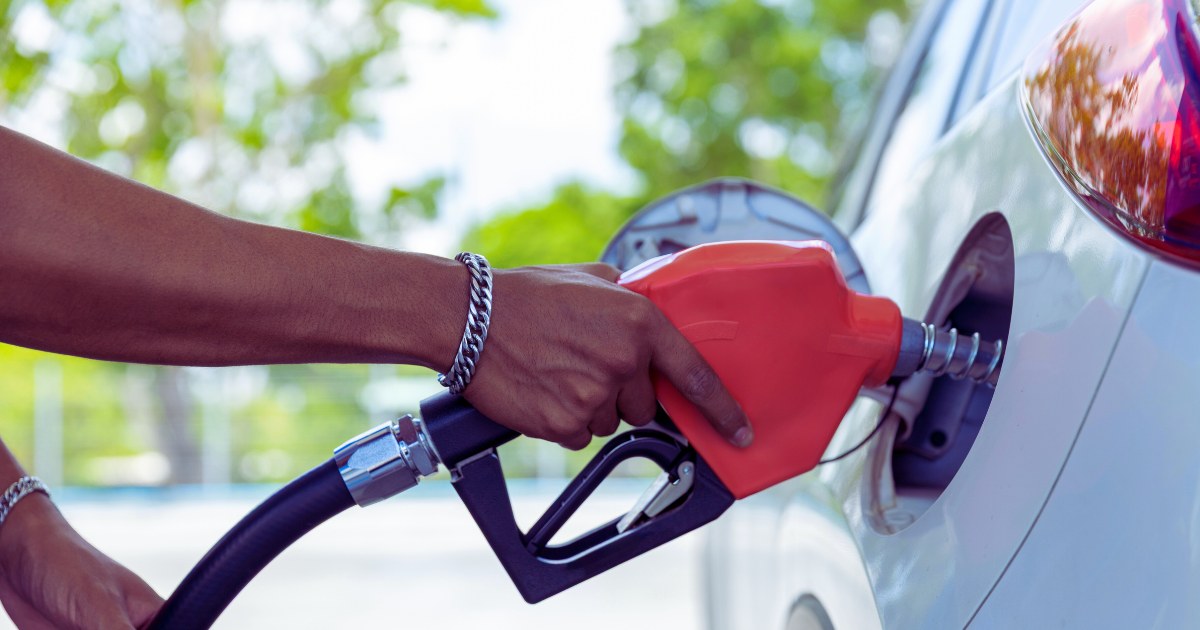 Gabriel Biriș avertizează: plafonarea adaosurilor la carburanți poate să nu aducă ieftiniri, iar „principalul pericol este penuria”