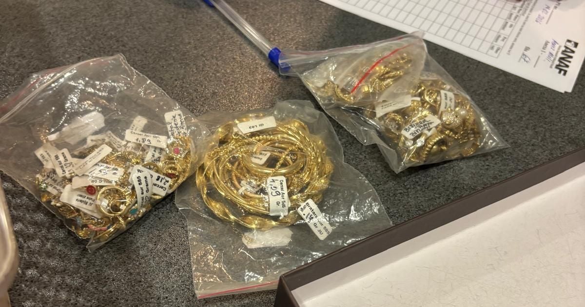 ANAF: peste 32 kg de bijuterii din aur și argint, confiscate la controale în Bacău. Valoarea trece de 12 milioane de lei