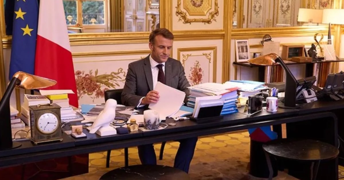 Macron, la Atena: Trump, Putin și Xi, puși în aceeași frază. Cum citește Cambridge miza „momentului unic”