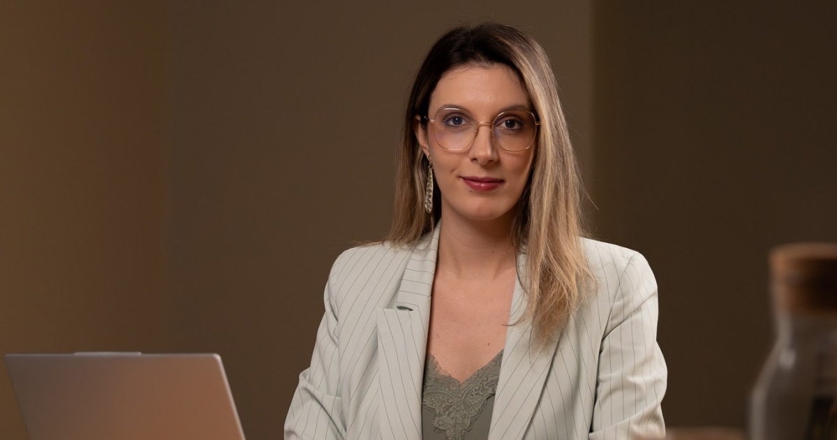 „Asta ajunge în plămânii noștri”. Diana Buzoianu: „zăpada neagră”, imaginea-simbol a poluării din București