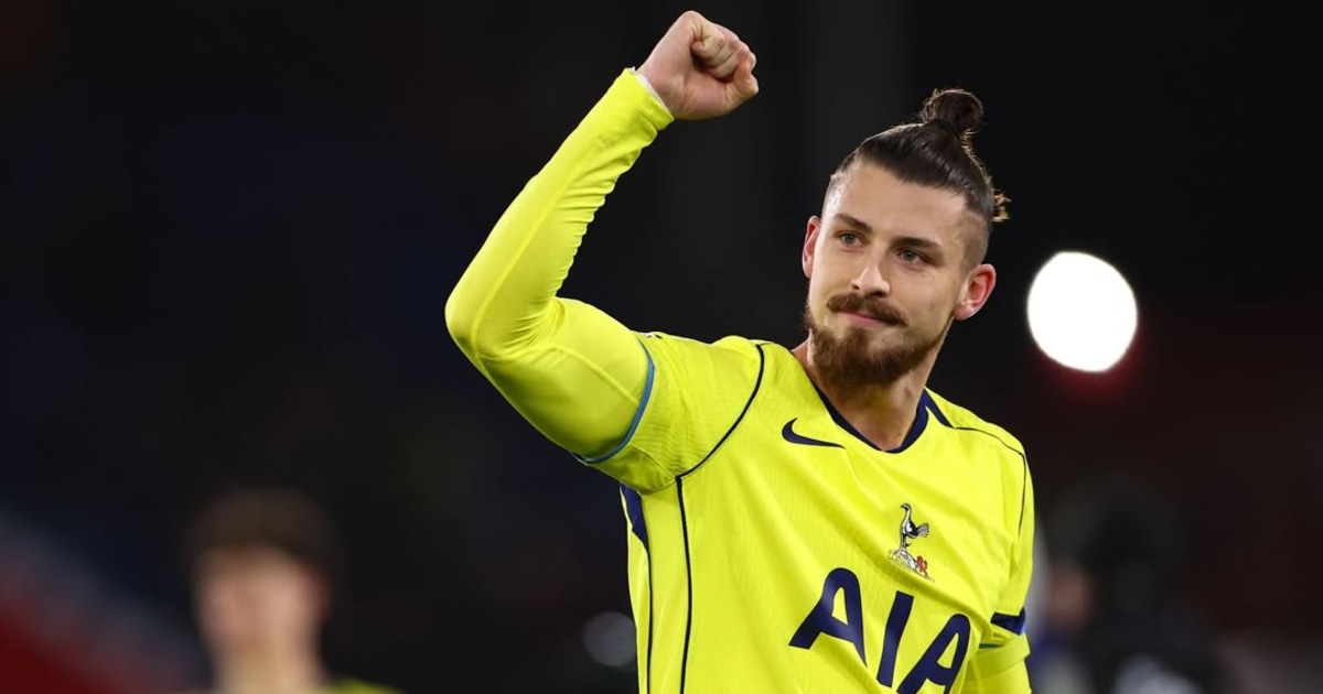 Radu Drăgușin, pe lista de transfer a lui Tottenham: Fiorentina ar pregăti 15 milioane de euro