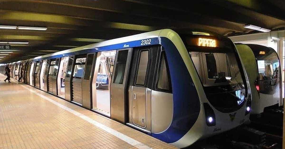 Sindicatele de la metrou avertizează: Metrorex riscă să nu plătească salariile pe 12 septembrie. „Conturile sunt aproape goale”