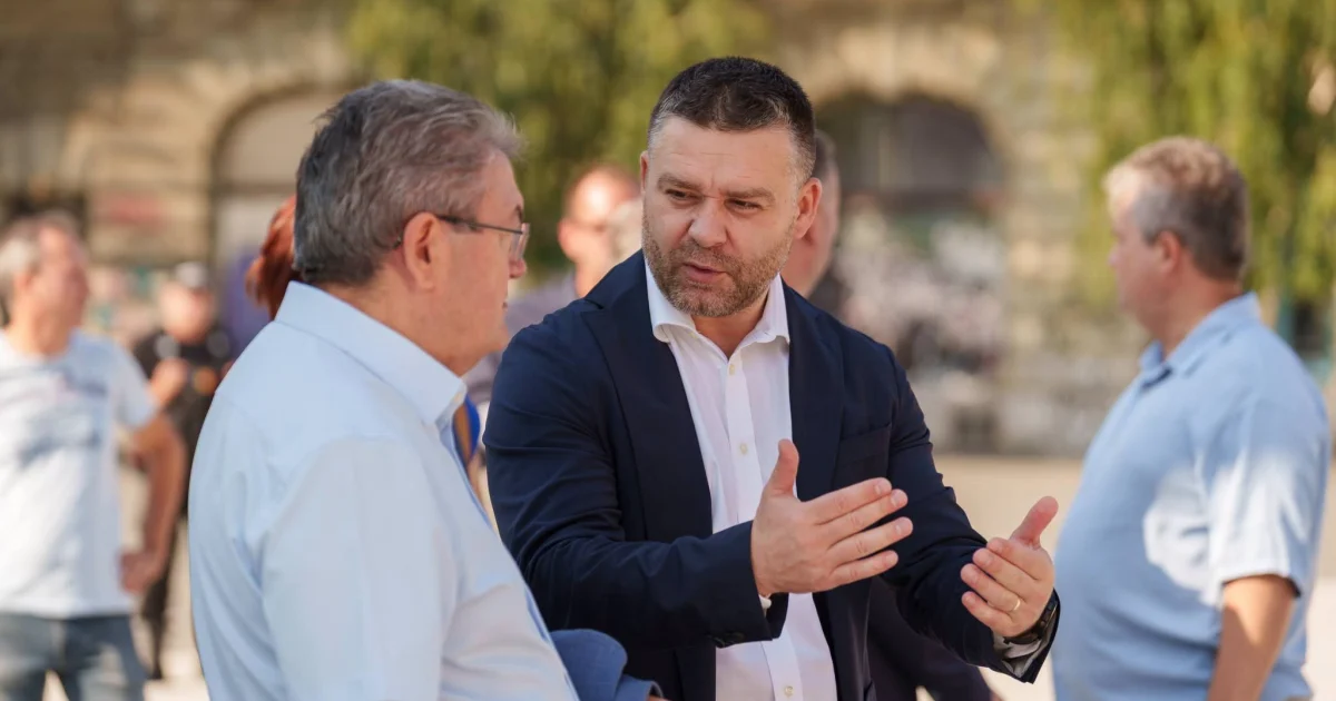 Ciprian Ciucu: A început montarea șinei de tramvai sub Podul Constanța. Termenul avansat pentru două benzi pe sens