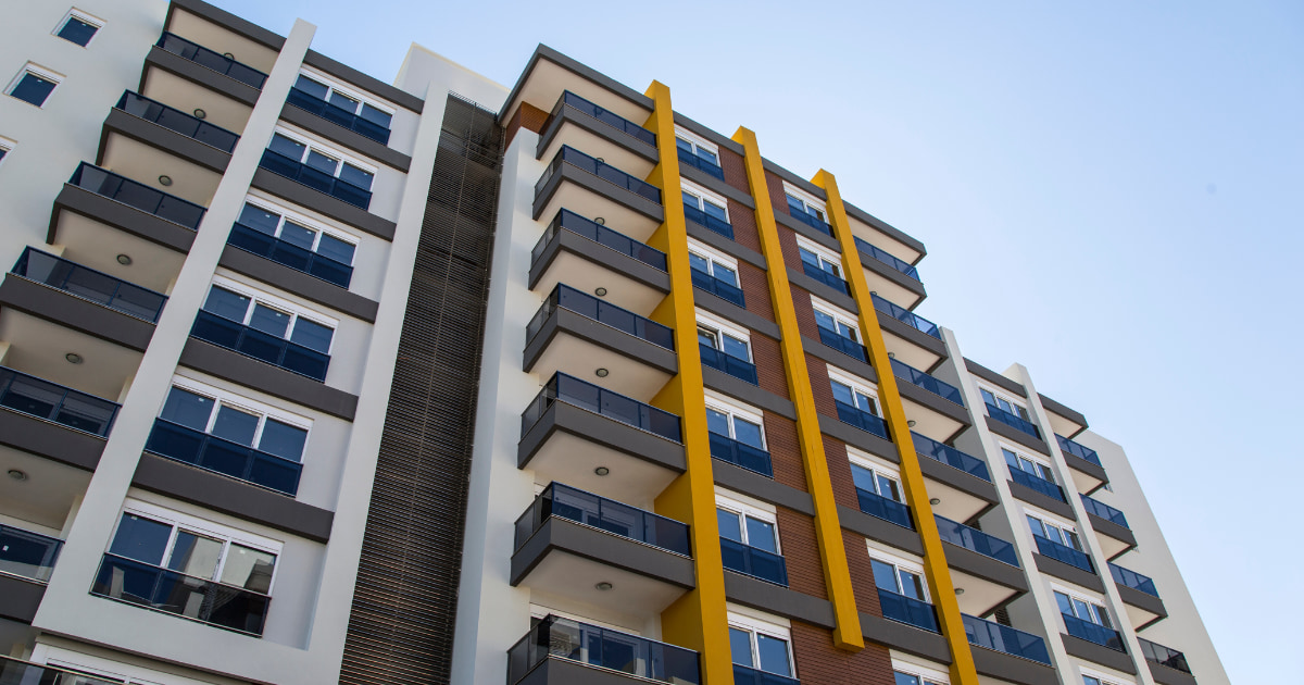 Ancheta din Ilfov, prejudiciu de peste 330.000 de euro: ce reclamă păgubiții dintr-un complex rezidențial