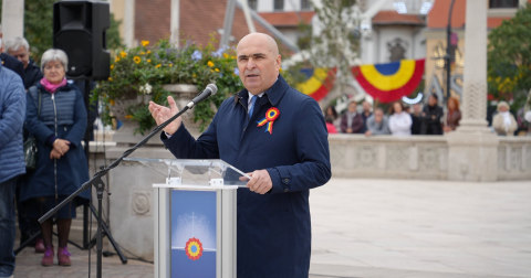 Bolojan, întrebat dacă PNL va propune un premier dacă Guvernul Tomac cade: „Conducerea PNL va lua deciziile”