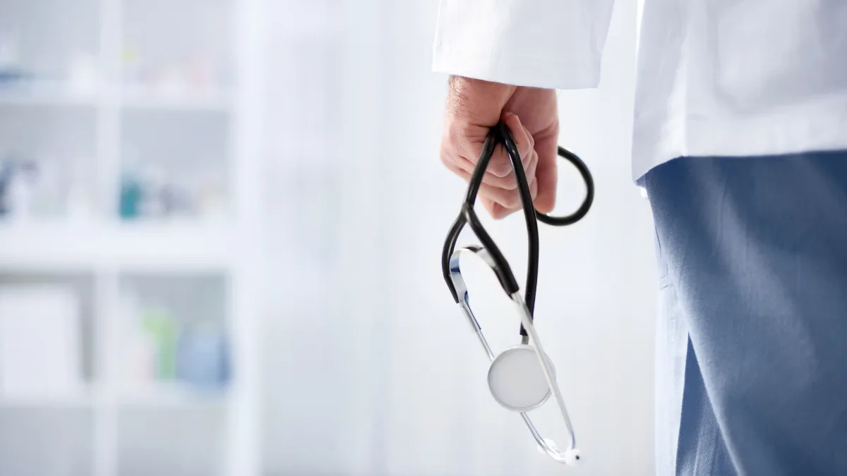 Termenele din contractele BEI pentru trei spitale regionale ar urma să fie mutate în 2029