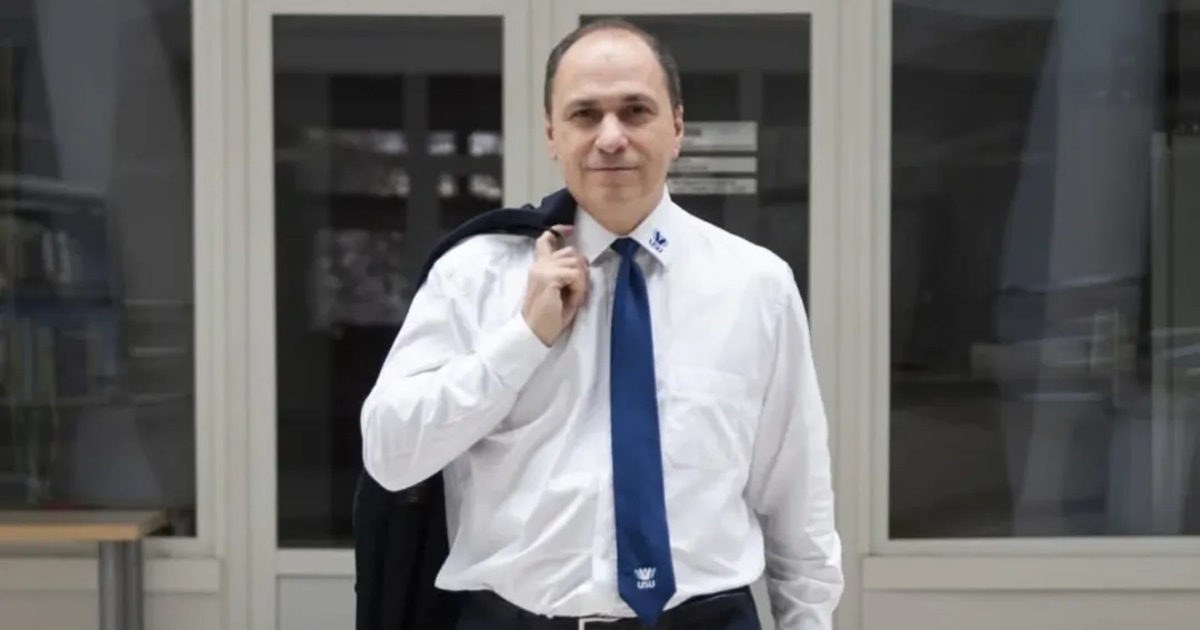 Ministrul Educației, Mihai Dimian: tariful la „plata cu ora” ar putea crește din toamnă. Reperul de 254 milioane lei invocat