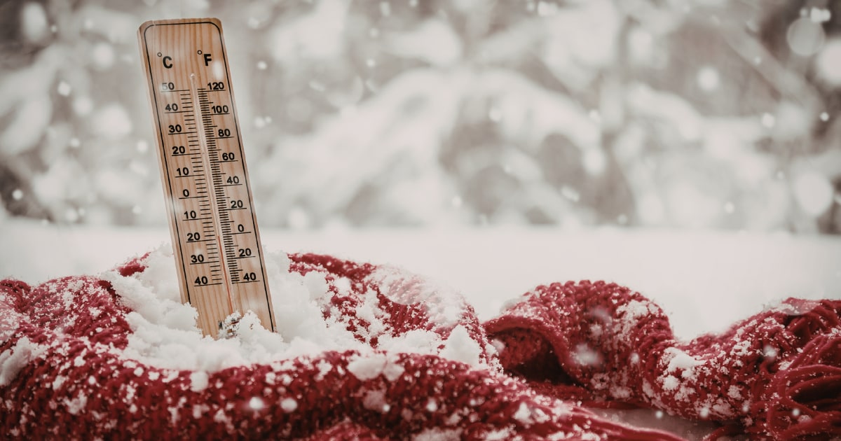 Informare ANM: val de frig și viscol, de sâmbătă în aproape toată țara. Ce zone au risc de polei