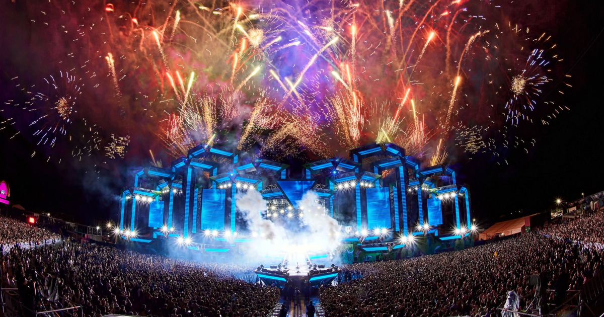 Beach, Please! 2026, ziua 2: record de 134.000 de persoane la Costinești și concertul reprogramat al lui Playboi Carti pe scena NIBIRU
