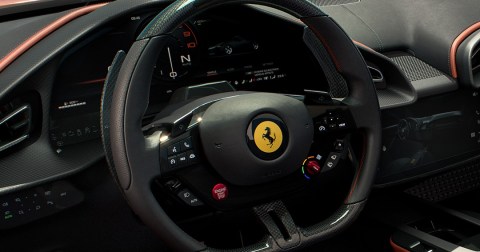 Ferrari suspendă temporar unele livrări către Orientul Mijlociu, pe fondul conflictelor din regiune