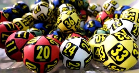 Rezultate LOTO, duminică 1 februarie 2026: numerele extrase și ce reporturi anunța Loteria Română la Joker și 6/49