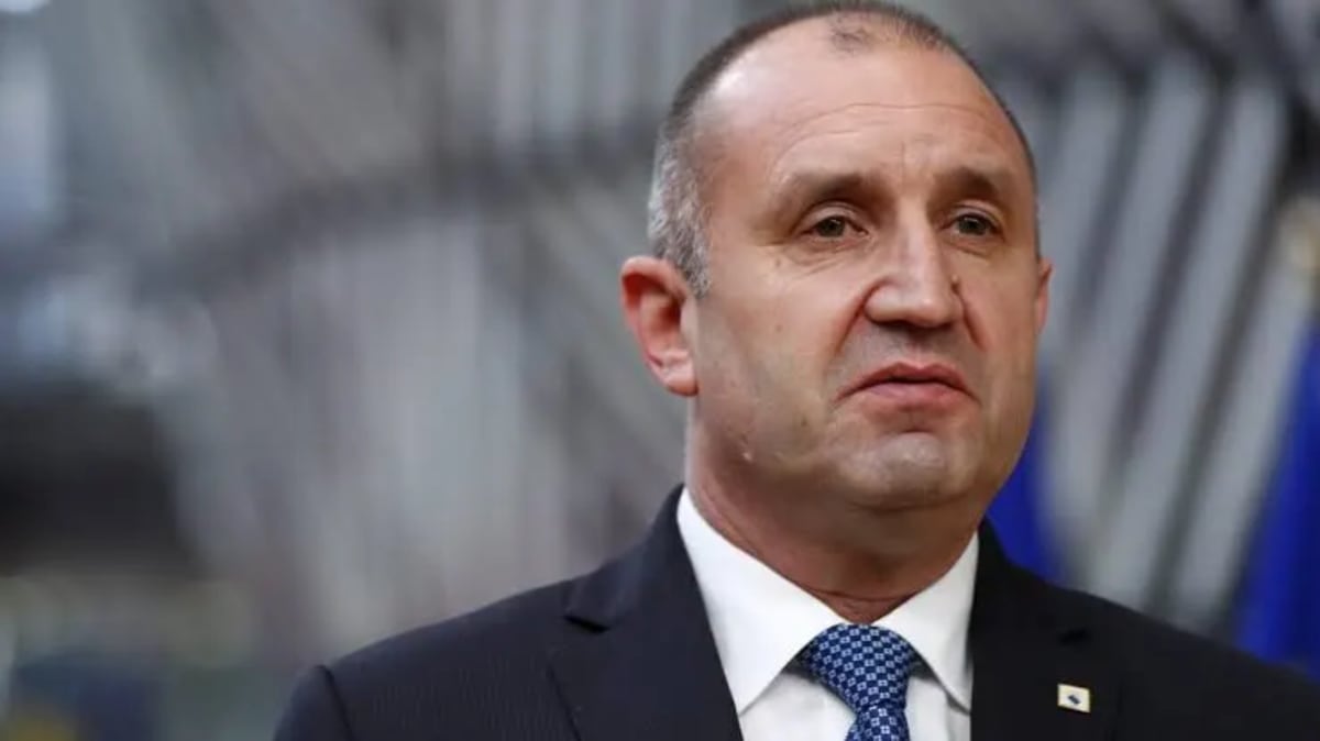 Bulgaria, fără președinte ales: ce prevede Constituția după demisia lui Rumen Radev