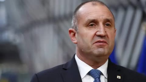 Bulgaria, fără președinte ales: ce prevede Constituția după demisia lui Rumen Radev