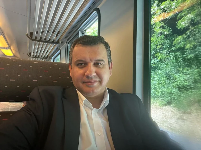 Blocajul Tomac–partide: de ce Ilie Bolojan iese avantajat din negocierile pentru guvernul tehnic