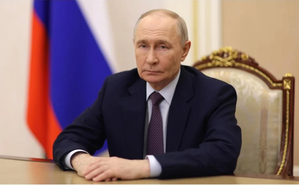 Putin, tot mai rar la Moscova și Soci: apariții publice mutate dincolo de Urali, pe fondul atacurilor cu drone