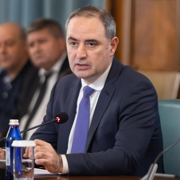 Alexandru Nazare, după rapoartele Fitch și Moody’s: România a trecut „două teste succesive”, dar „riscurile rămân ridicate”